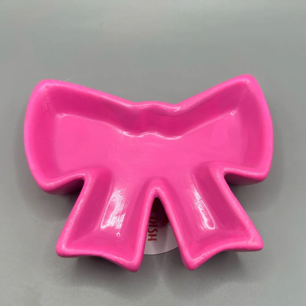 Target Bullseye Playground Valentines Pink Bow Trinket Dish 2025 NEW
